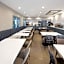 La Quinta Inn & Suites by Wyndham Downtown Asheville
