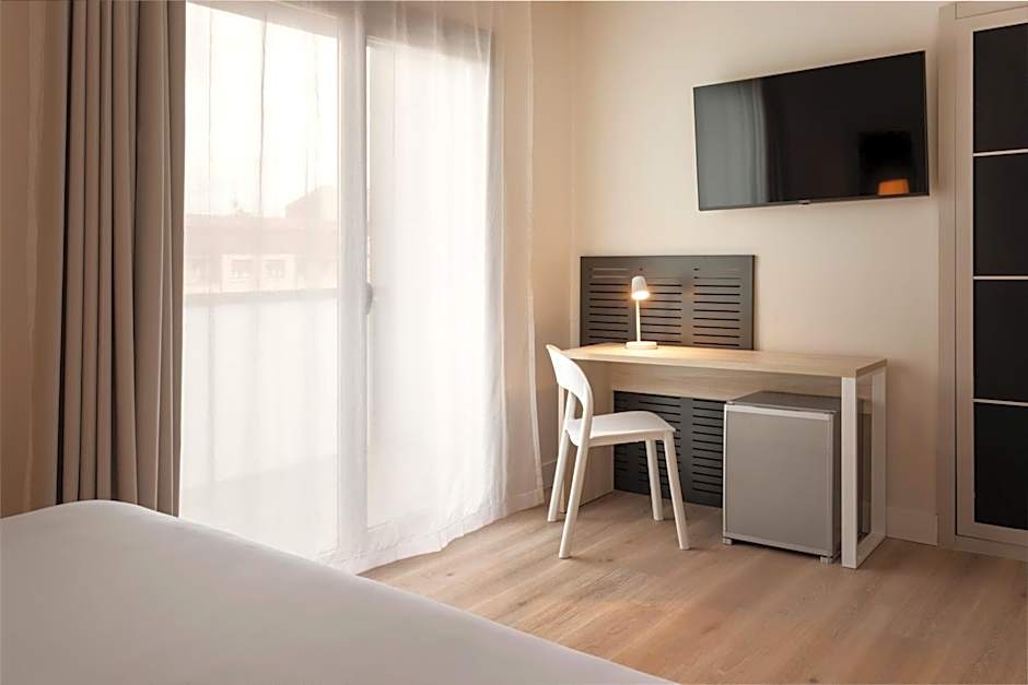 B&B HOTEL Vitoria General Álava
