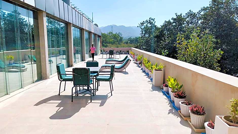 Mana Hotels