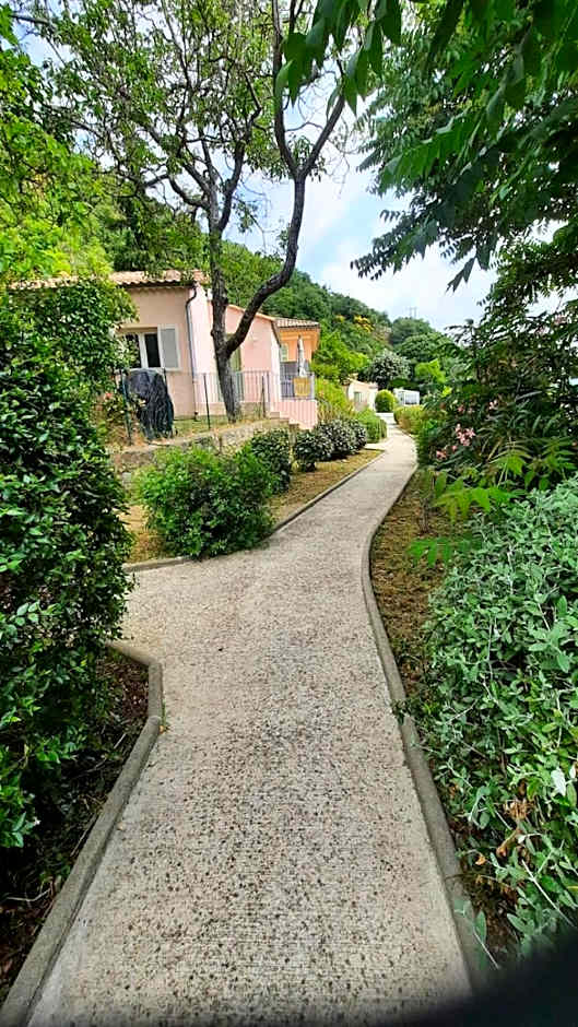 Maison Barnoin-Chambres et villas au calme proche Nice