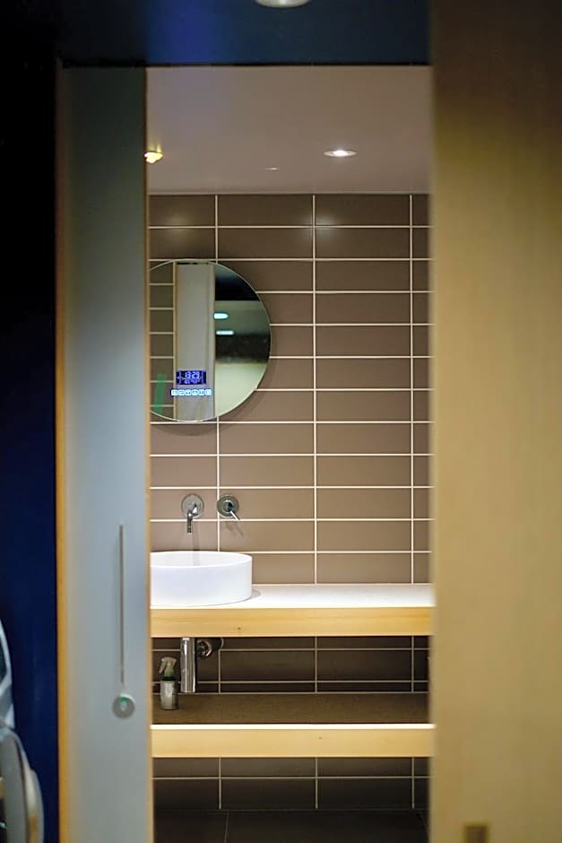 AET & o3 HOTEL