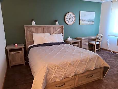 Queen Room - Disability Access