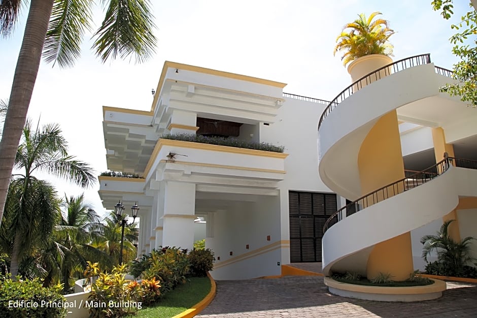 Park Royal Huatulco-All Inclusive