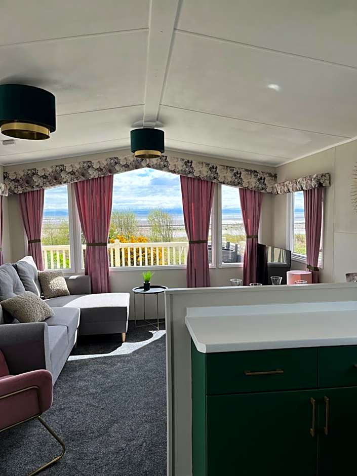 Marianne Bay - Southerness Caravan Park with Sea View - Pet Friendly