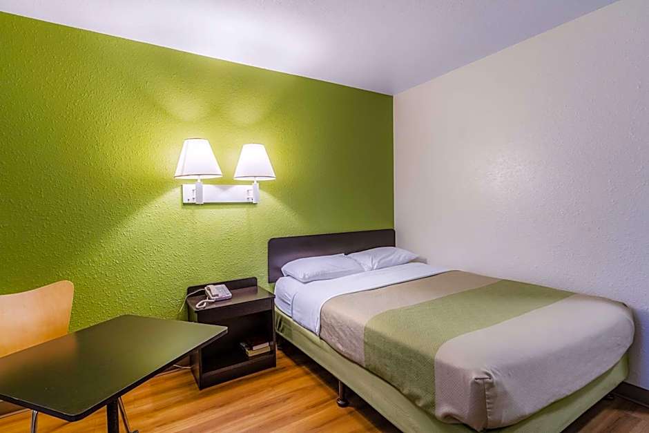 Motel 6-Green Bay, WI