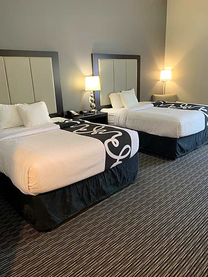 La Quinta Inn & Suites by Wyndham Hattiesburg I-59