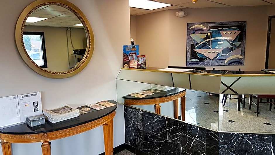 Fairbridge Inn Express