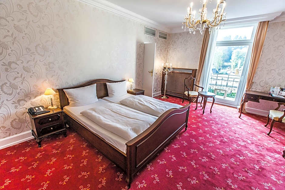 HELIOPARK Bad Hotel Zum Hirsch