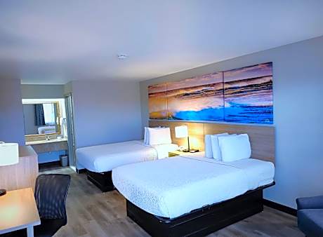 Queen Room with Two Queen Beds - Non-Smoking