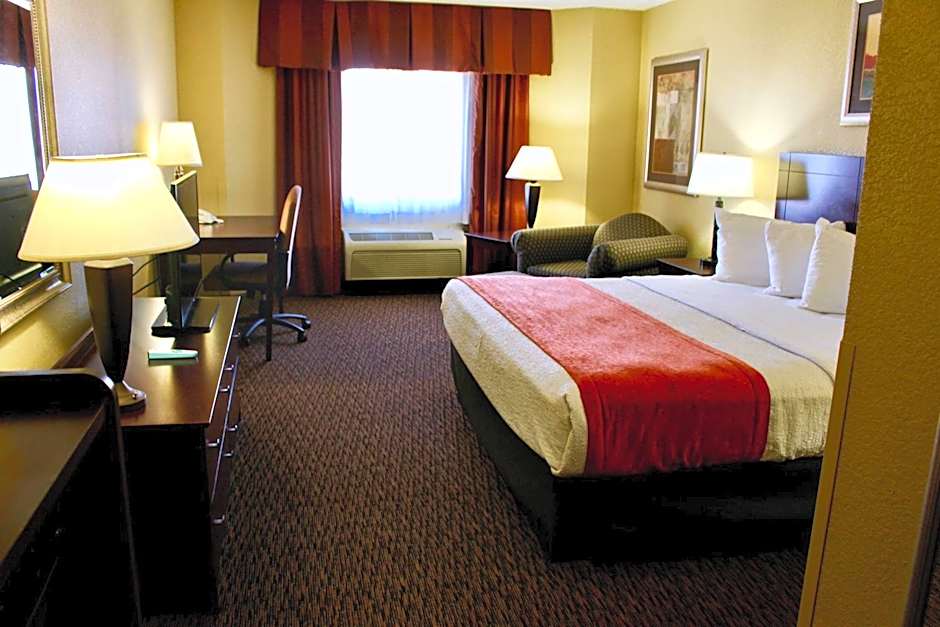 Best Western Plus Dakota Ridge