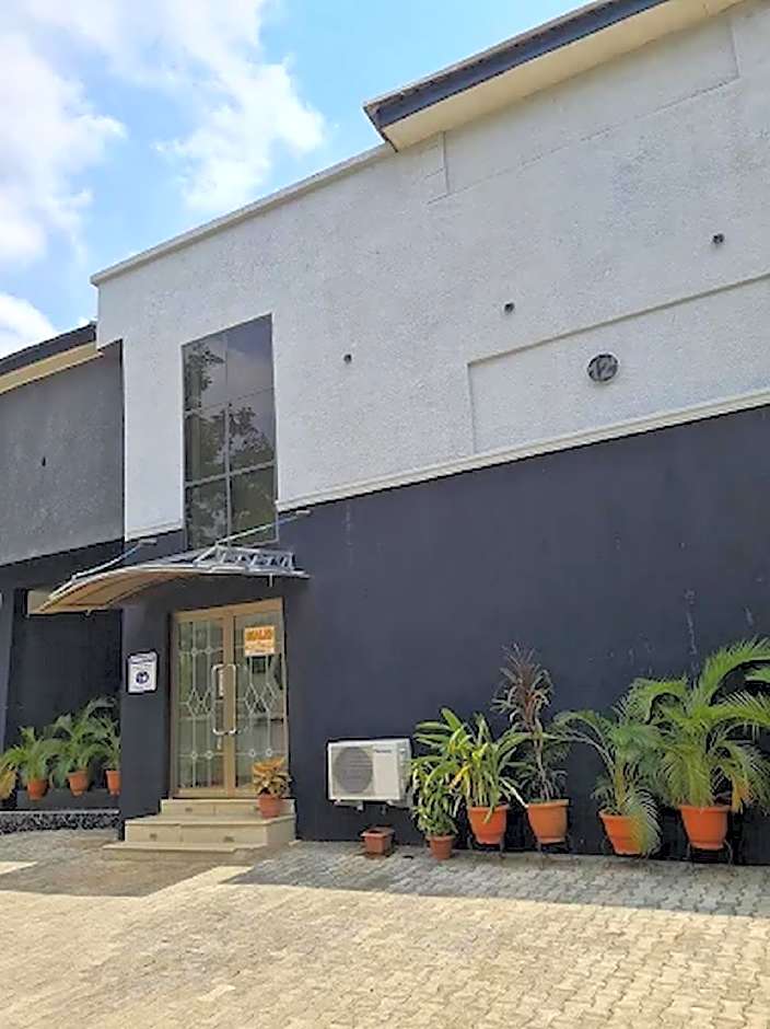 Ten Rooms Boutique Hotel Abuja