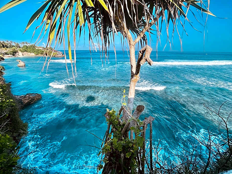 The Palms Ceningan Hotel