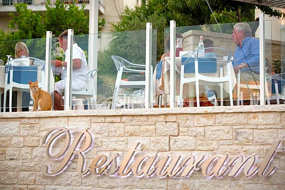 Melina Bay Boutique Hotel