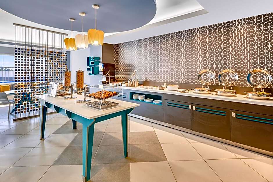 One Acapulco Costera