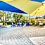 Surf City Hotel
