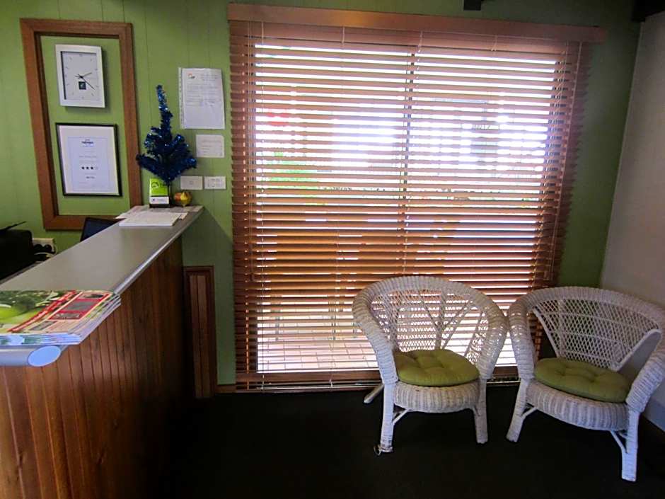 Lake Forbes Motel