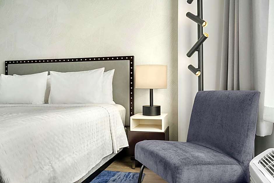 Fairfield Inn & Suites by Marriott Chicago Downtown/Magnificent Mile