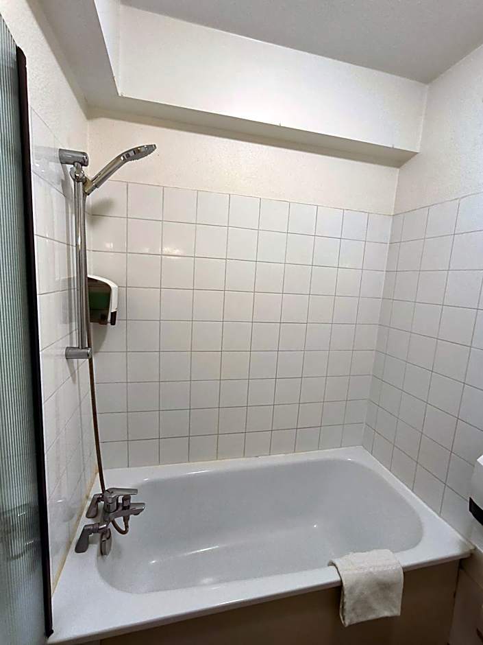 Kyriad Hotel Montpellier Centre Antigone
