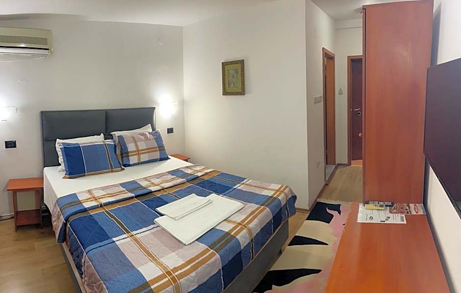 Hotel Square