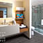 Shore Hotel