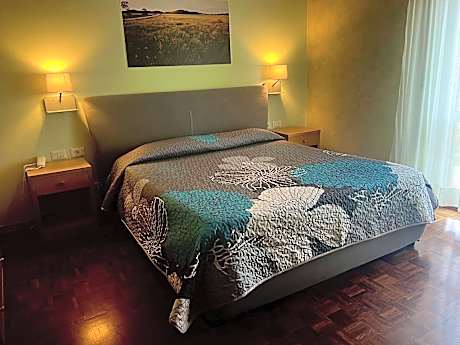 Twin Room with Terrace