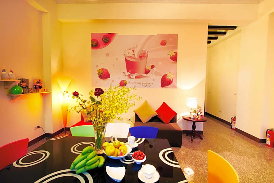 草莓牛奶台東民宿可洽包棟