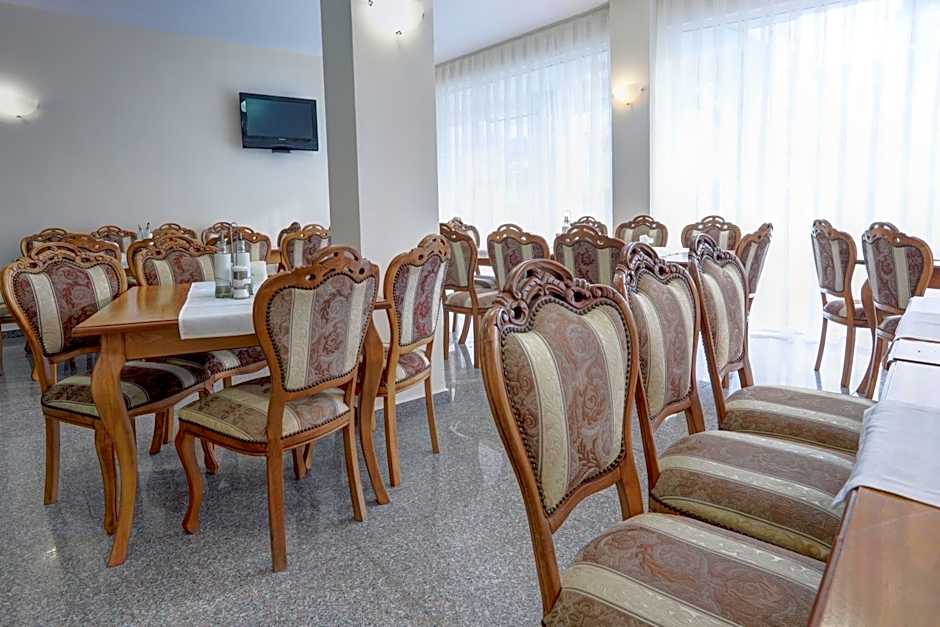 Jupiter 1 Family Hotel