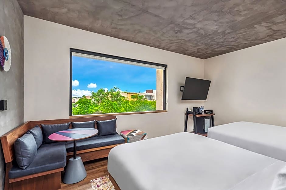 Aloft Tulum