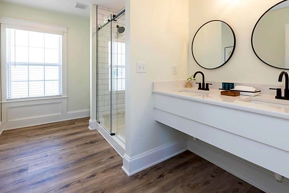 Avamere 206 Inn at Old Beach