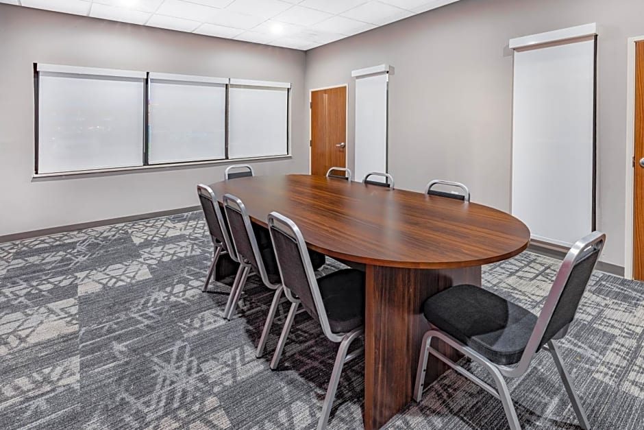 Hawthorn Suites by Wyndham Oklahoma City Airport Fairground