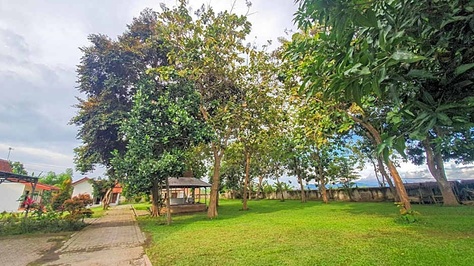 Villa Pakis Residence Banyuwangi