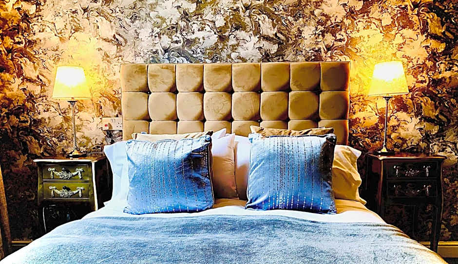 The Capon Tree Town House