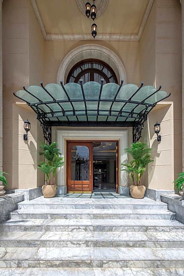 Maran Residence