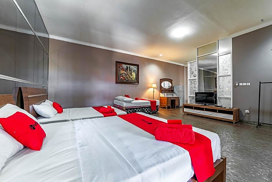 RedDoorz Syariah near RRI Malang