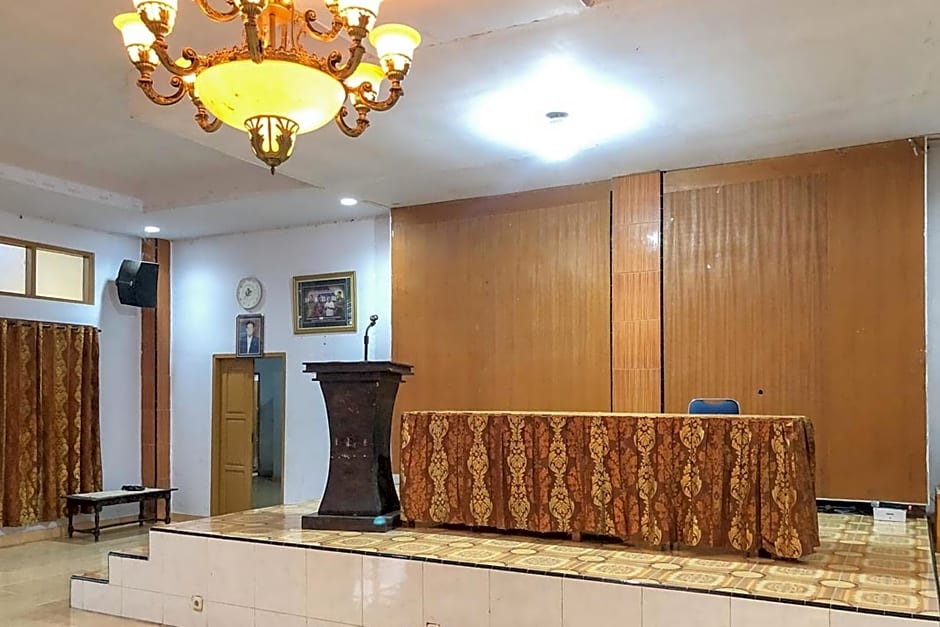 RedDoorz Syariah at Hotel Baruga Bonerate Selayar