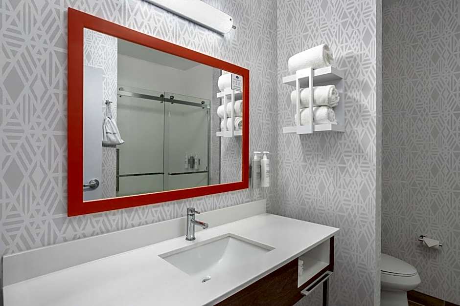 Hampton Inn By Hilton & Suites Muncie