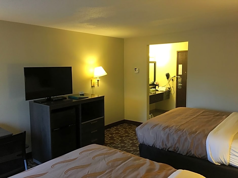 Quality Inn Milwaukee Route 45