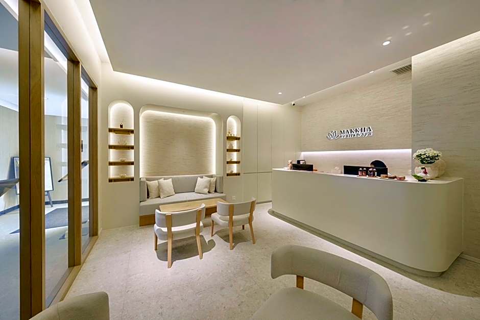 DoubleTree by Hilton Bangkok Ploenchit