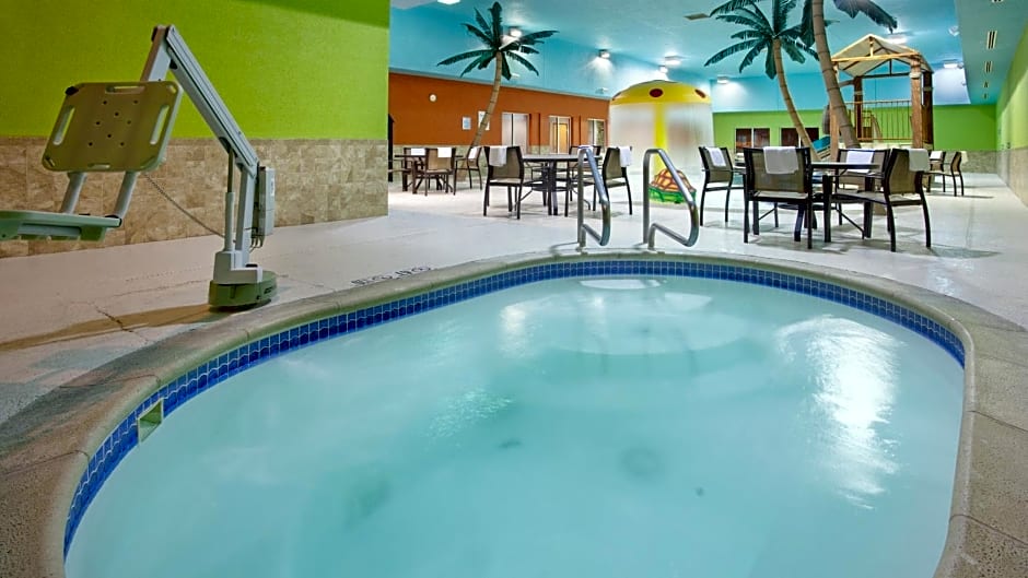 Holiday Inn Express Fremont, an IHG Hotel