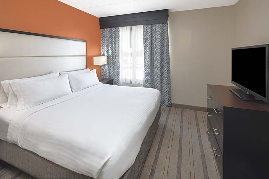 Holiday Inn Express and Suites Atlanta NE - Duluth By IHG