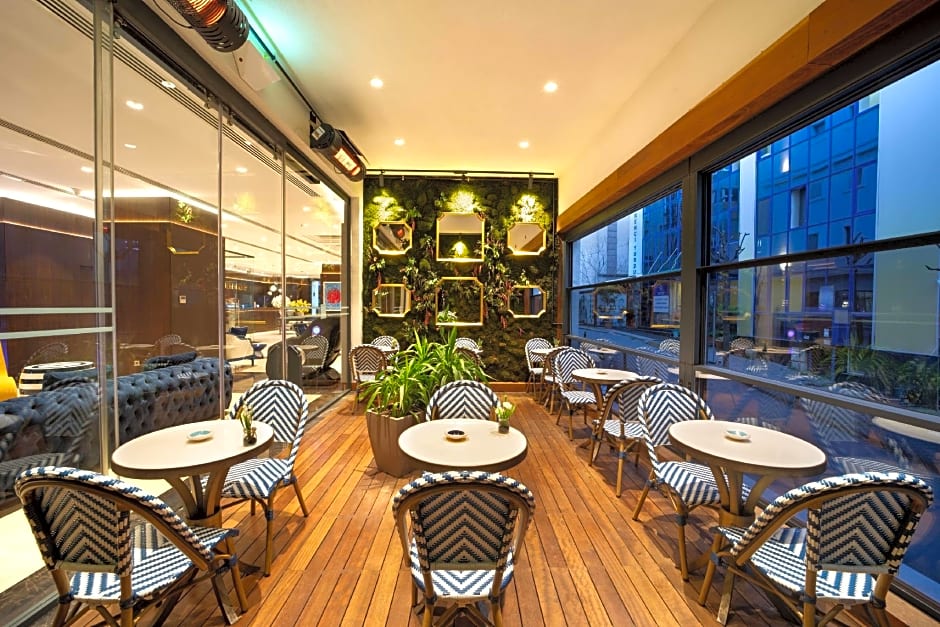 TRYP By Wyndham Istanbul Sisli Hotel