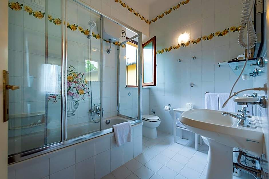 Villa Scacciapensieri Boutique Hotel