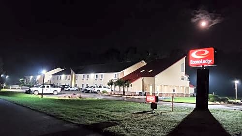 Econo Lodge Inn & Suites Carrollton - Smithfield