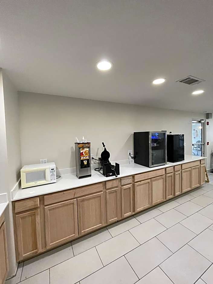 Clarion Pointe - Dillard near Blue Ridge Mountains