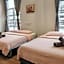 Snooze Too Hotel