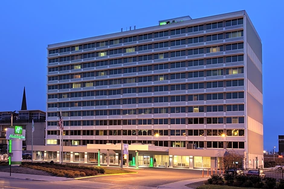 Holiday Inn Columbus Dwtn-Capitol Square, an IHG Hotel