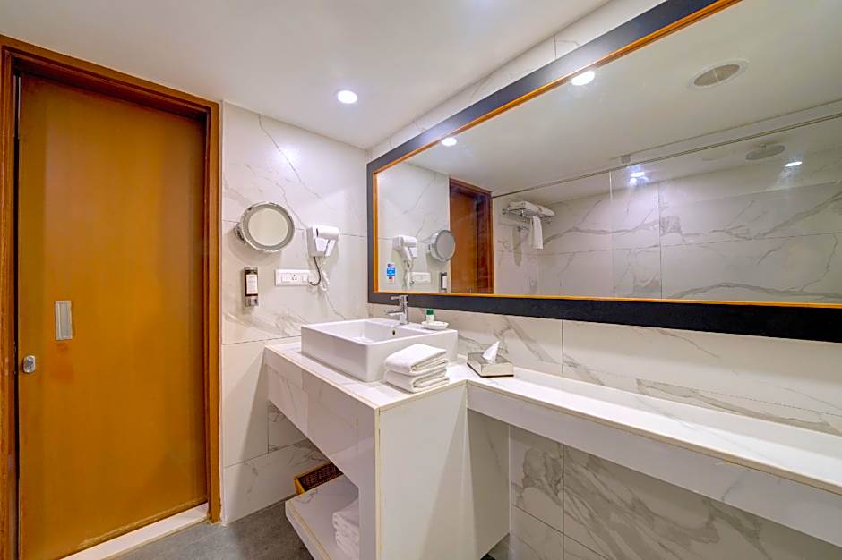 Fortune Pandiyan Hotel