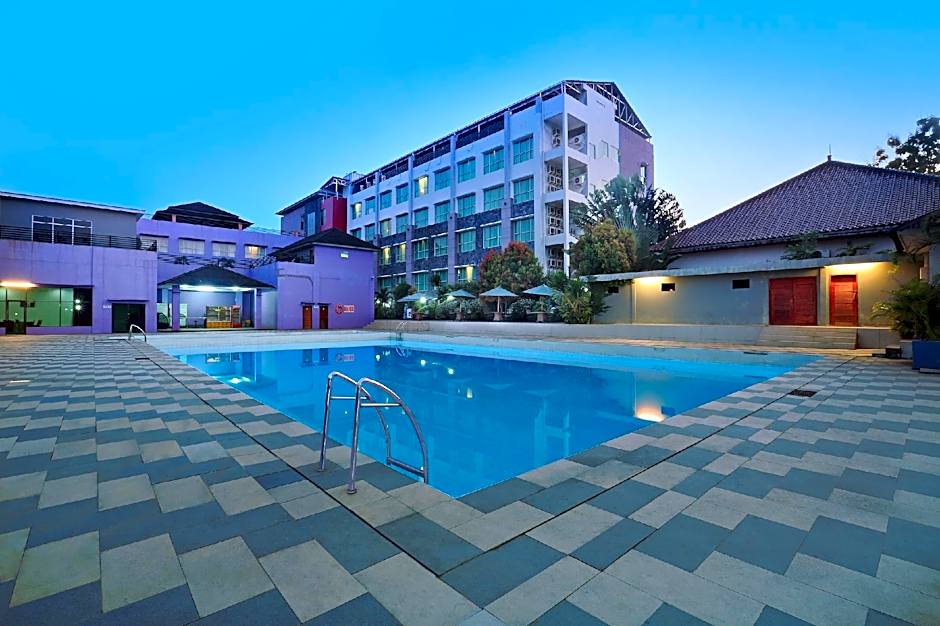 Aston Tanjung City Hotel