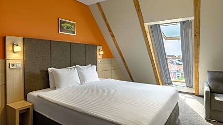 Mansard Double or Twin Room with City View
