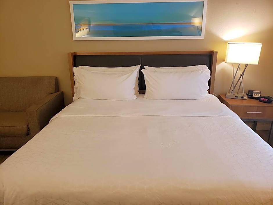 Holiday Inn Express Hotel Pittsburgh-North/Harmarville By IHG